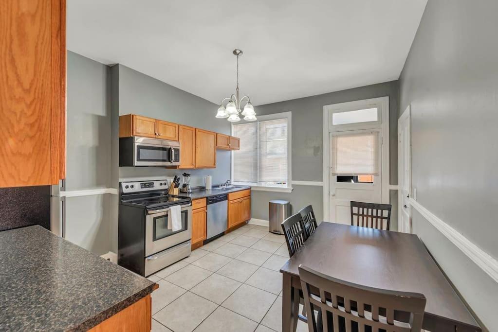 Ravishing 2-Story Unit In Stl 2E Villa St. Louis Exterior foto